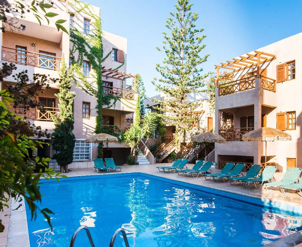Pool, Anna Maria, Crete