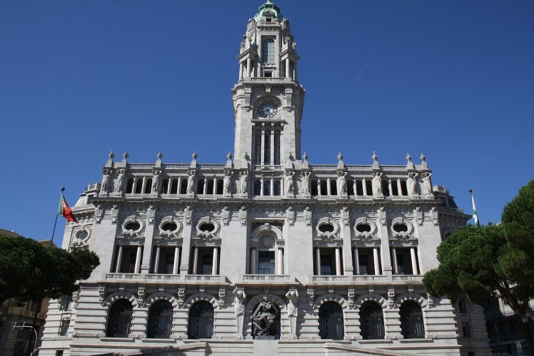 Porto Sentido, Porto