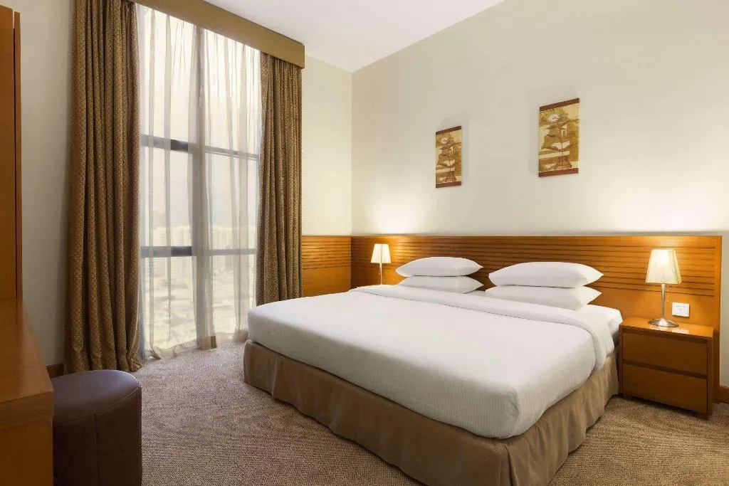 SUITE KING SIZE BED Room, Ramada Hotel & Suite Ajman, Dubai