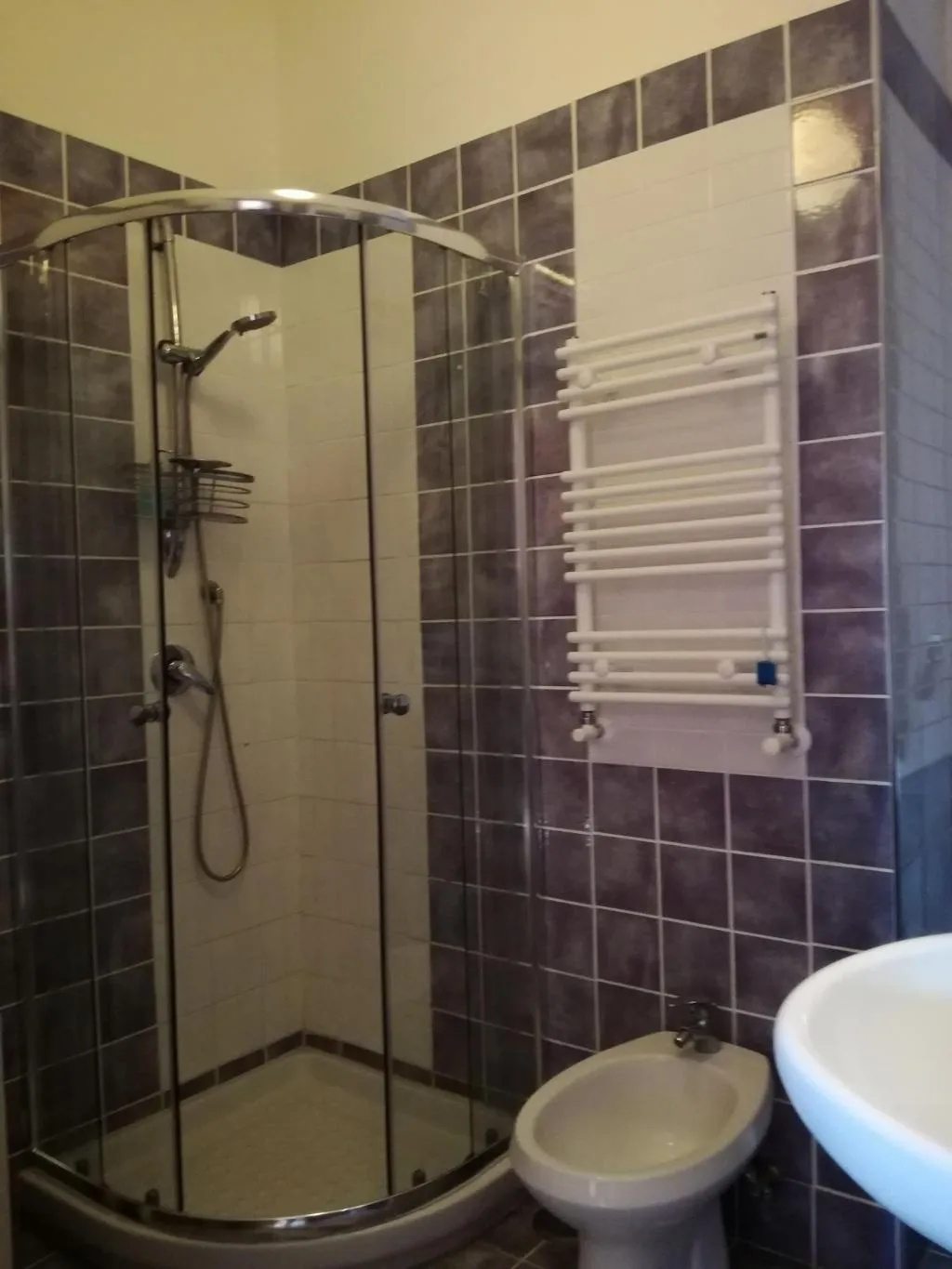 Room, B&B PompeiLog, Naples