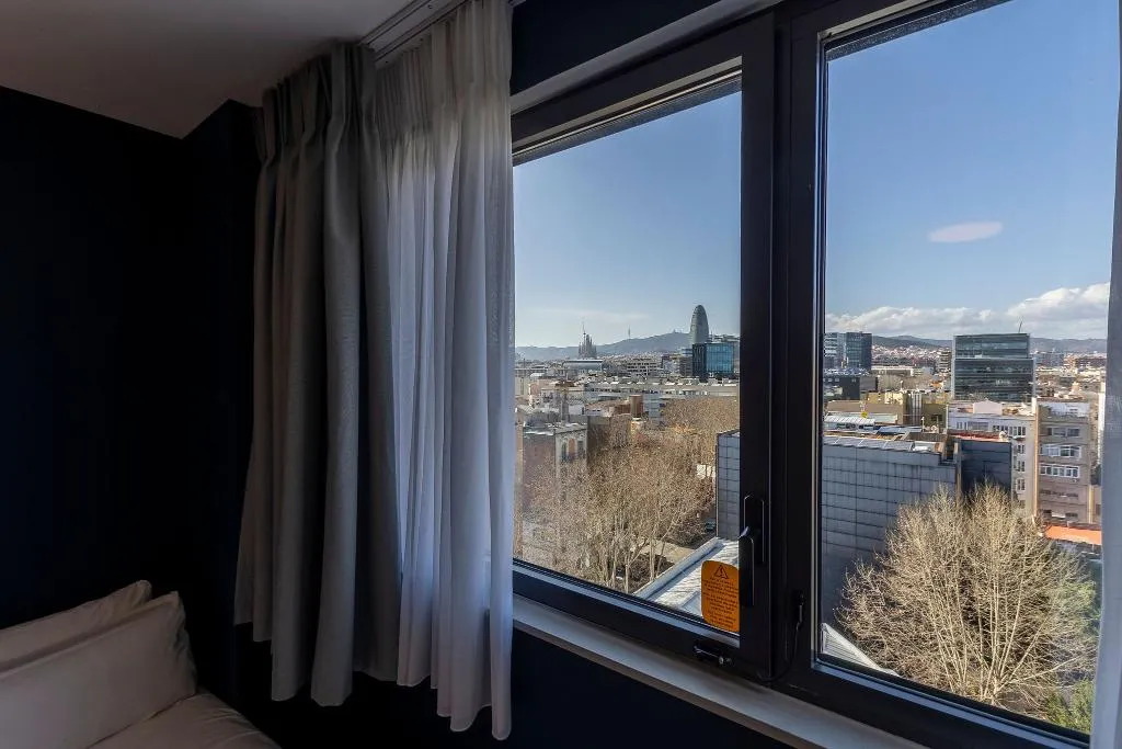 Room, Travelodge Barcelona Poblenou, Barcelona