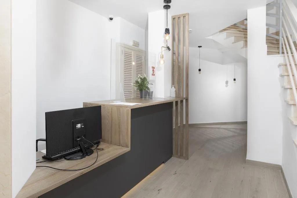 Lobby, Sand Beach Apartments, Majorca