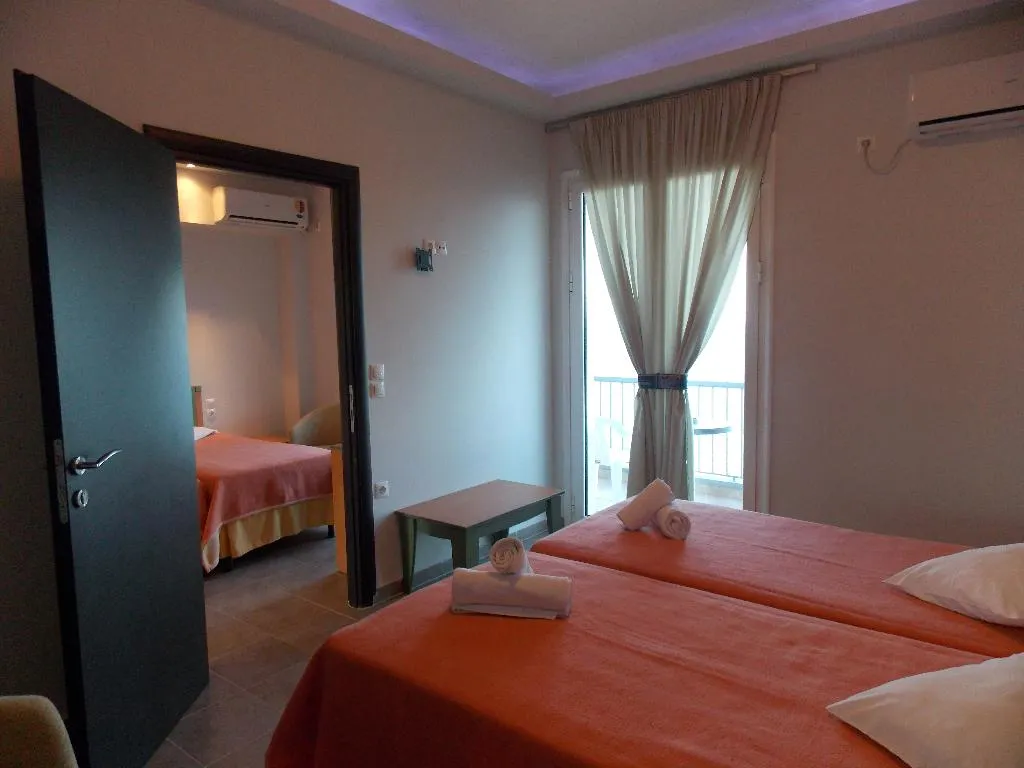 QUADRUPLE SEA VIEW Room, Castella Beach, Athens
