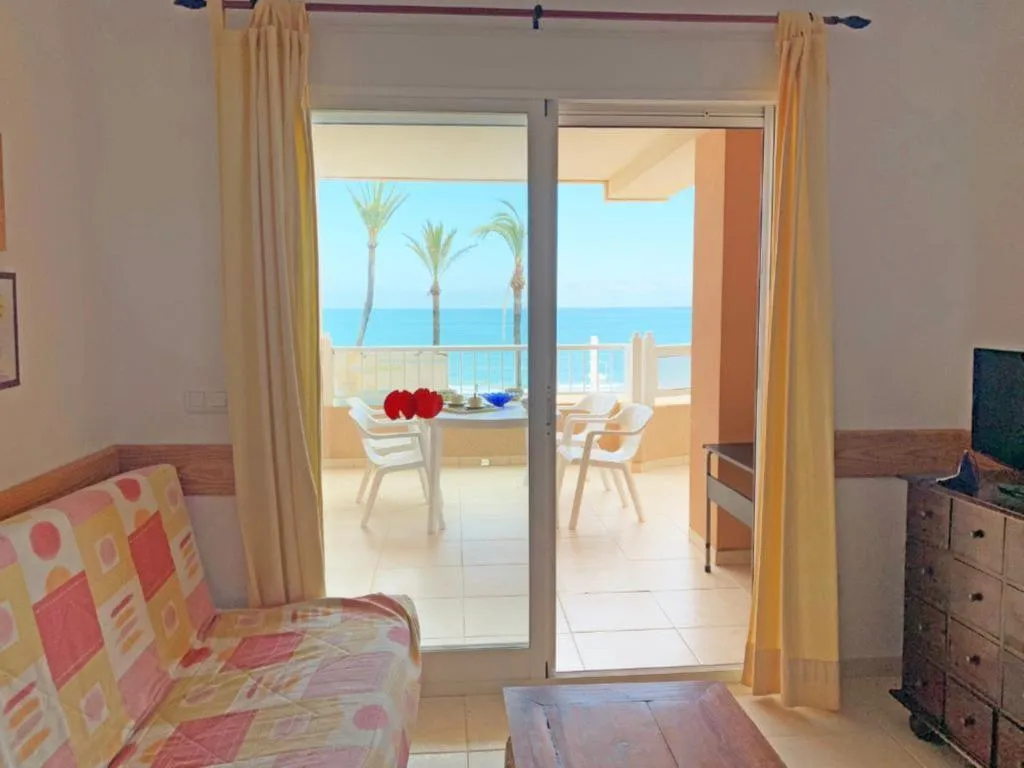 APARTMENT CAPACITY 6 TWO BEDROOMS Room, Las Vegas 3000, Valencia