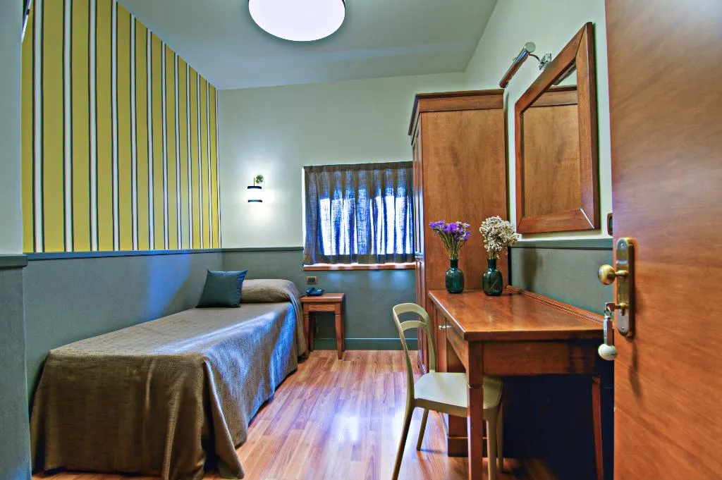 SINGLE STANDARD Room, Golf Firenze Hotel, Florence