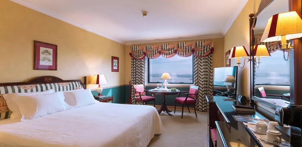 SUITE DELUXE Room, Dom Pedro Lisboa, Lisbon