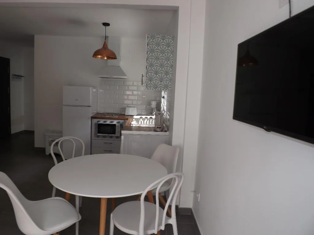 APARTMENT WITH TERRACE Room, The Blue Corner, Tenerife