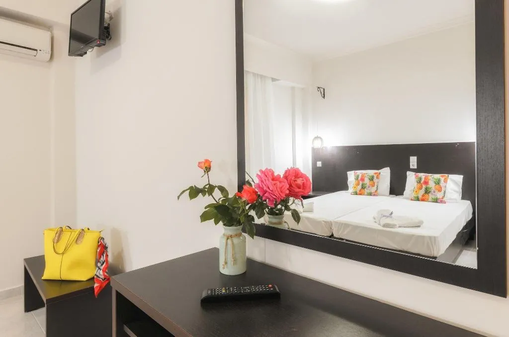 Room, Mouria Studios & Apartments, Zante