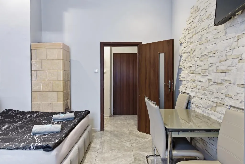APARTMENT CAPACITY 4 Room, Queen Apartments, Krakow