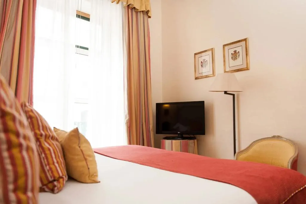 DOUBLE DELUXE Room, Real Palacio, Lisbon