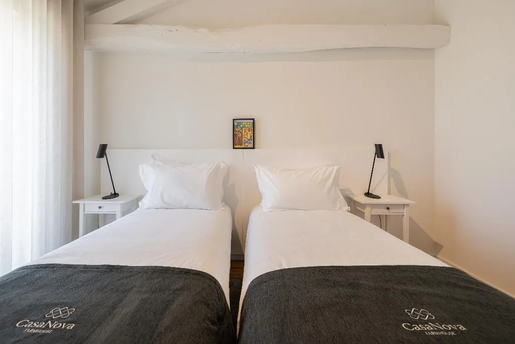 APARTMENT TWO BEDROOMS Room, CasaNova Farmhouse, Porto