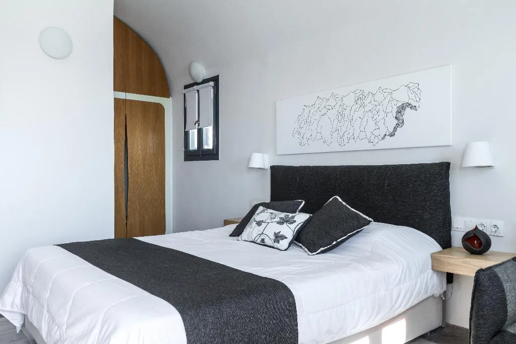 SUITE WITH PRIVATE POOL Room, Amaze Suites, Santorini