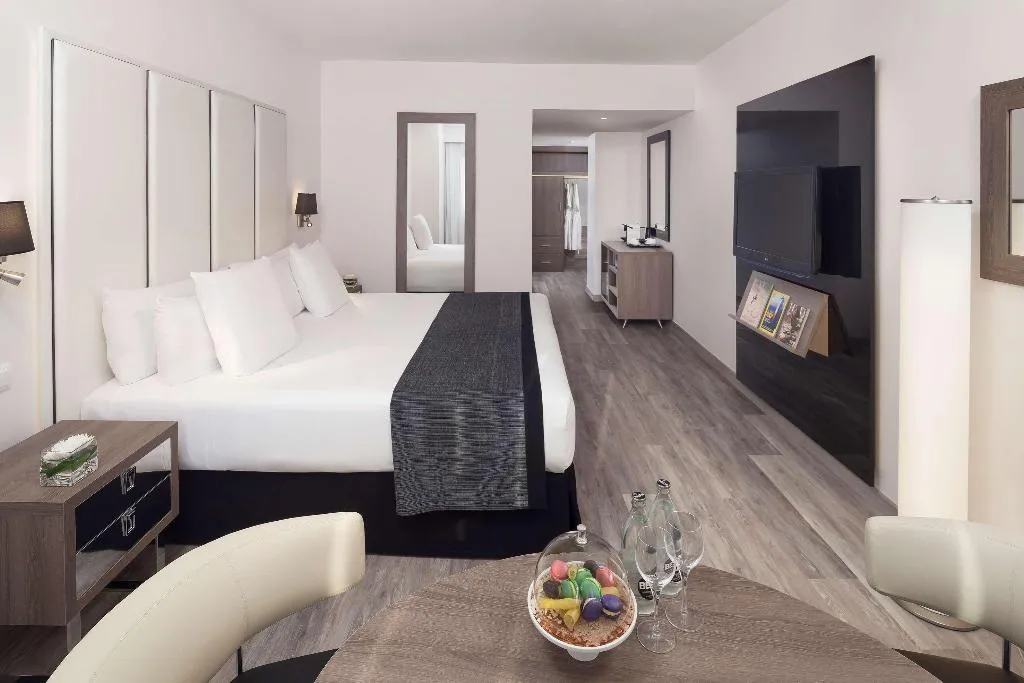 Room, Melia Lebreros, Seville