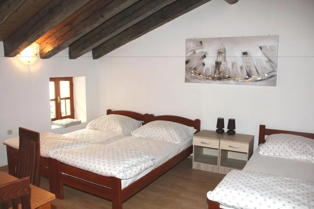 Room, Old Theatre Rooms And Apartments, Split