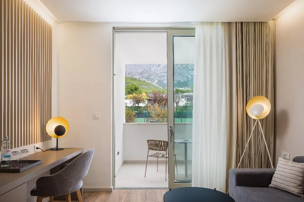 Room DELUXE WITH BALCONY Room, Aminess Laurel Khalani Hotel, Split