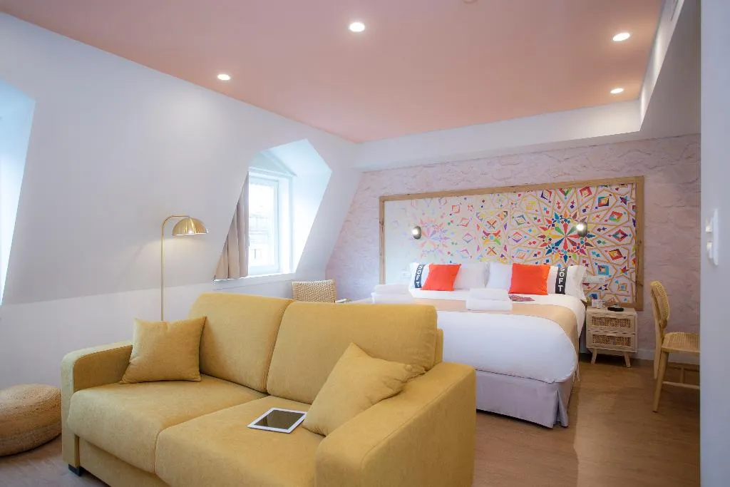 QUADRUPLE STANDARD Room, Casual Raizes Porto, Porto