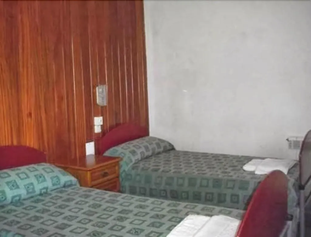 Room, Hostal Atlantic, Costa Brava