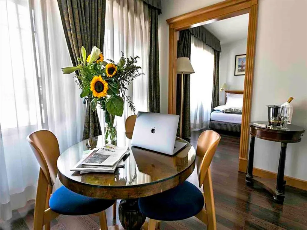 JUNIOR SUITE STANDARD Room, Diplomatic Rome, Rome