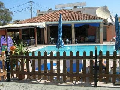 Amadeus Hawaii Studios Apts, Corfu