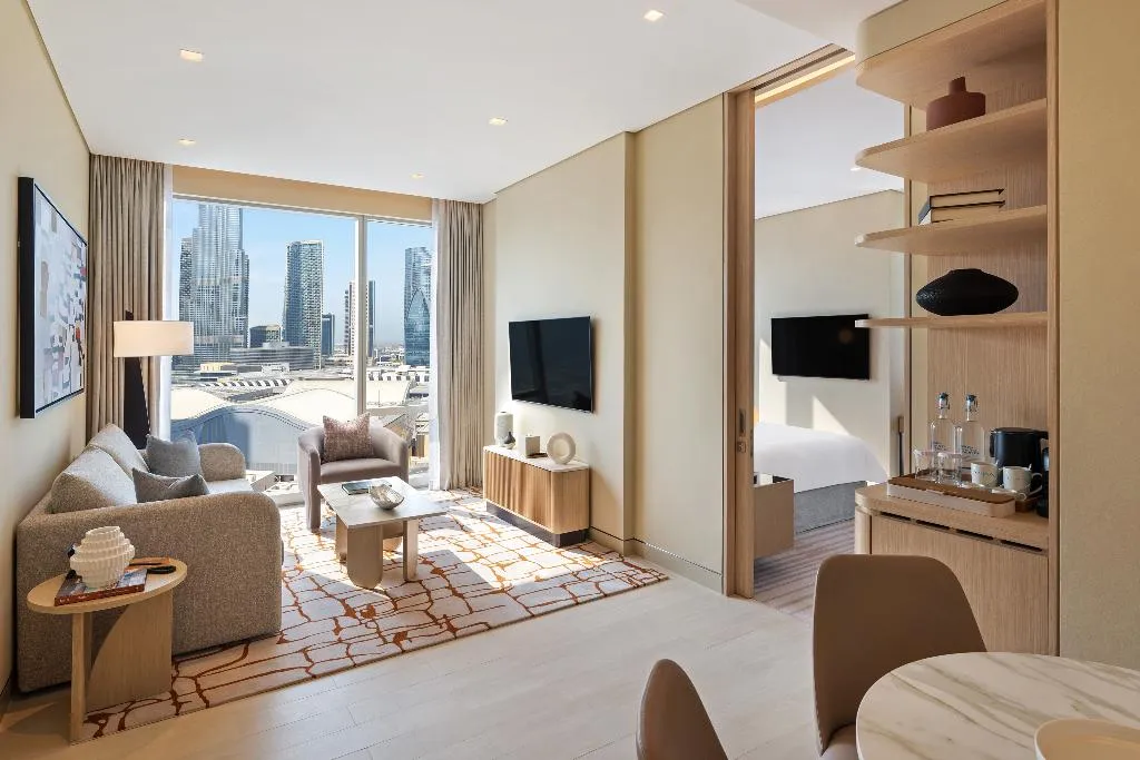 SUITE PREMIER WITH VIEWS Room, Vida Dubai Mall, Dubai