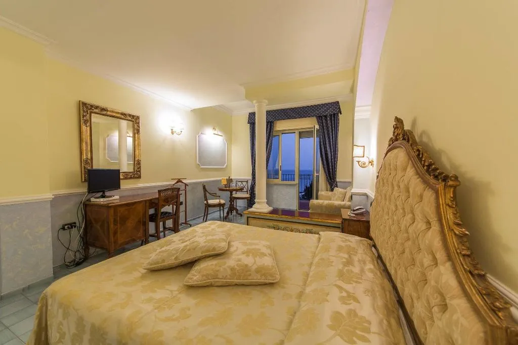 Room, Hotel San Francesco, Naples