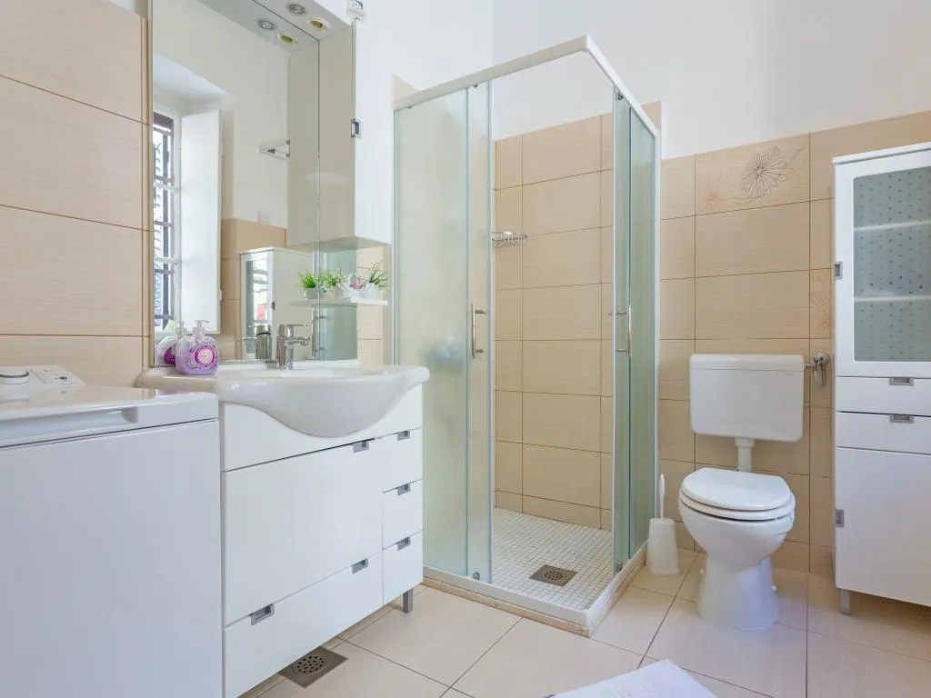 APARTMENT CAPACITY 4 Room, Apartments Mara, Dubrovnik