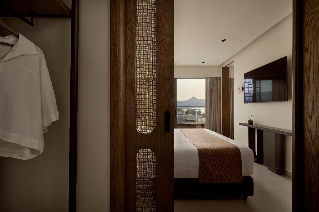 DOUBLE SUPERIOR SIDE SEA VIEW Room, Rocca A Mare Heraklion - Handwritten Collection, Crete