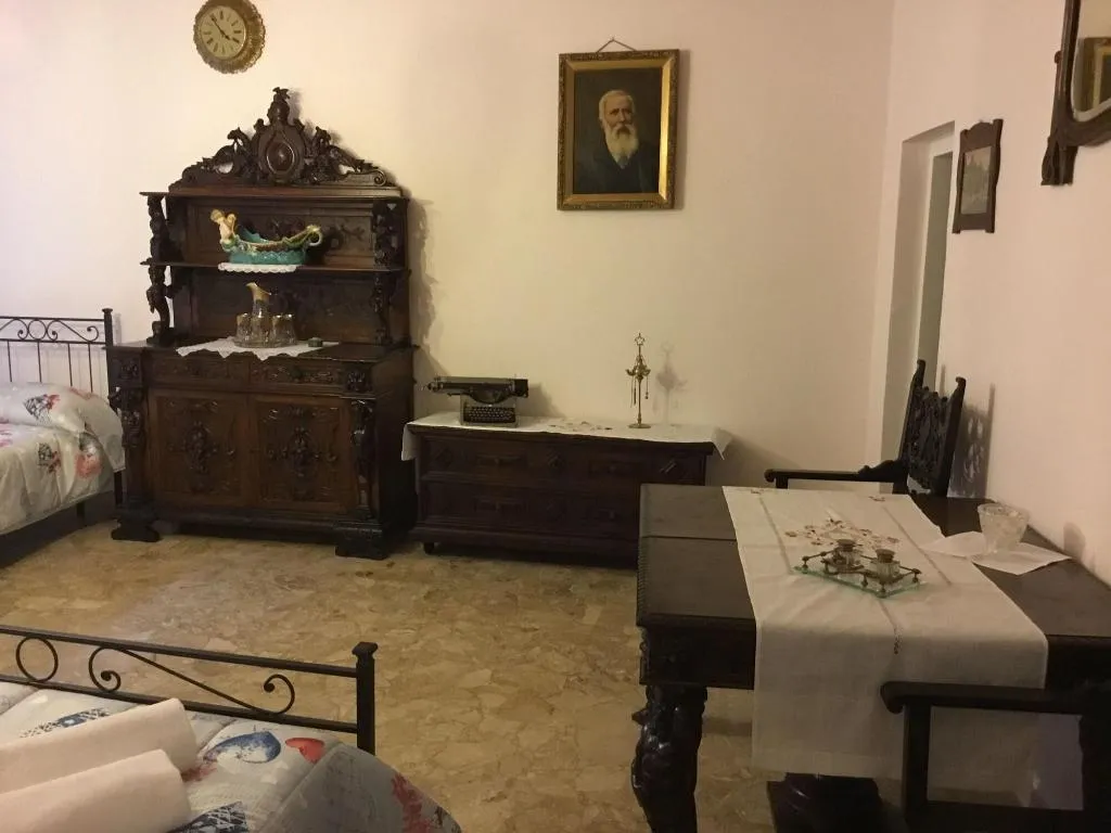Room, Venice Sun Apartment And Rooms, Venice