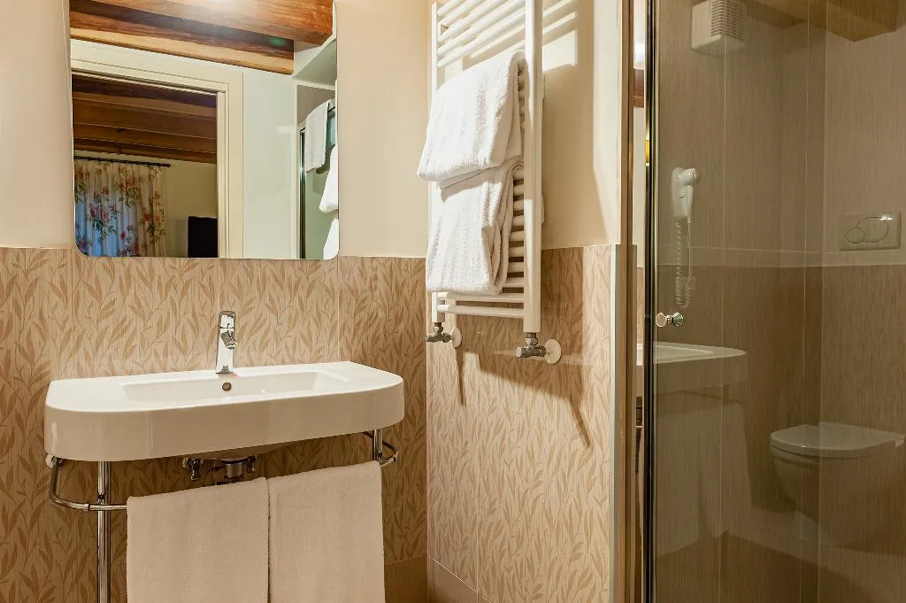 DOUBLE SUPERIOR Room, Fiori e Frutti Agriresort, Venice