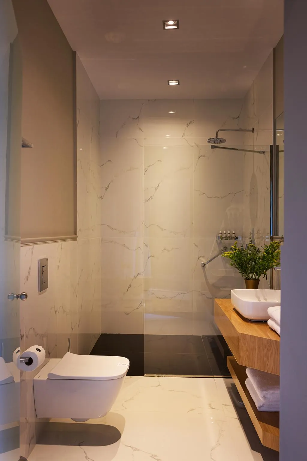 SUITE DELUXE CITY VIEW Room, Vrachos Athens Suites, Athens