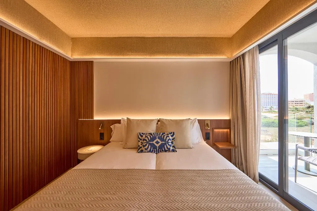 DOUBLE SINGLE USE SIDE SEA VIEW Room, Universal Gran Leon and Spa, Majorca