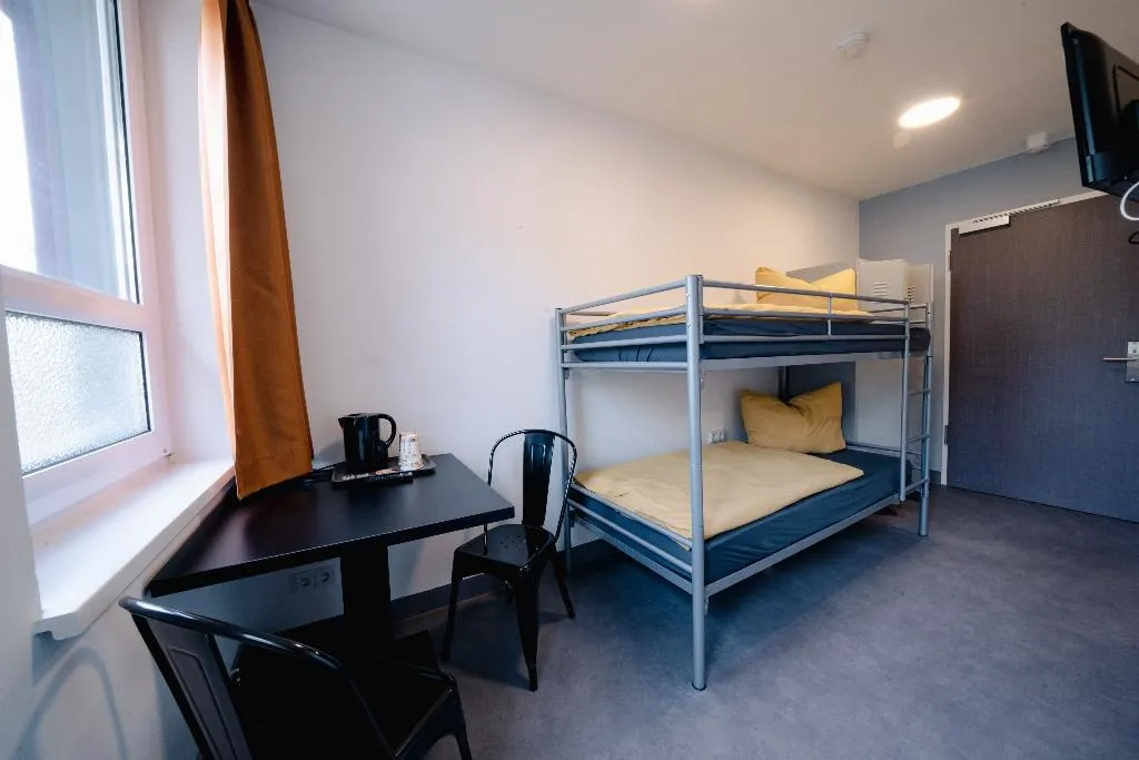 STUDIO TWO BEDS Room, NEOHOSTEL Berlin, Berlin