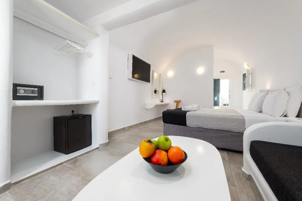 SUITE ONE BEDROOM Room, Amaze Suites, Santorini