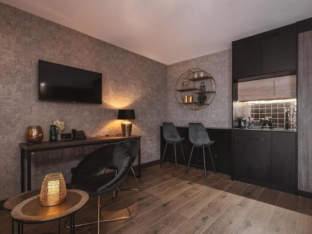Room, Art Suites Hotel, Krakow