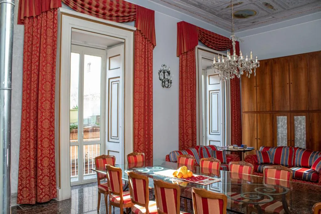 General view, Le Stanze del Vicere Boutique Hotel, Naples