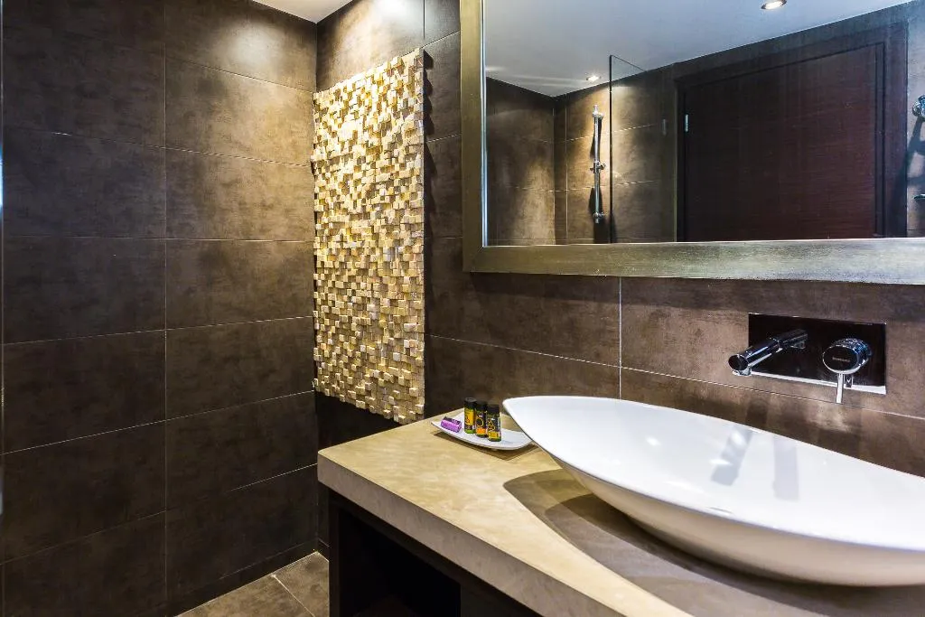Double or Twin WITH JACUZZI Room, Theartemis Palace, Crete