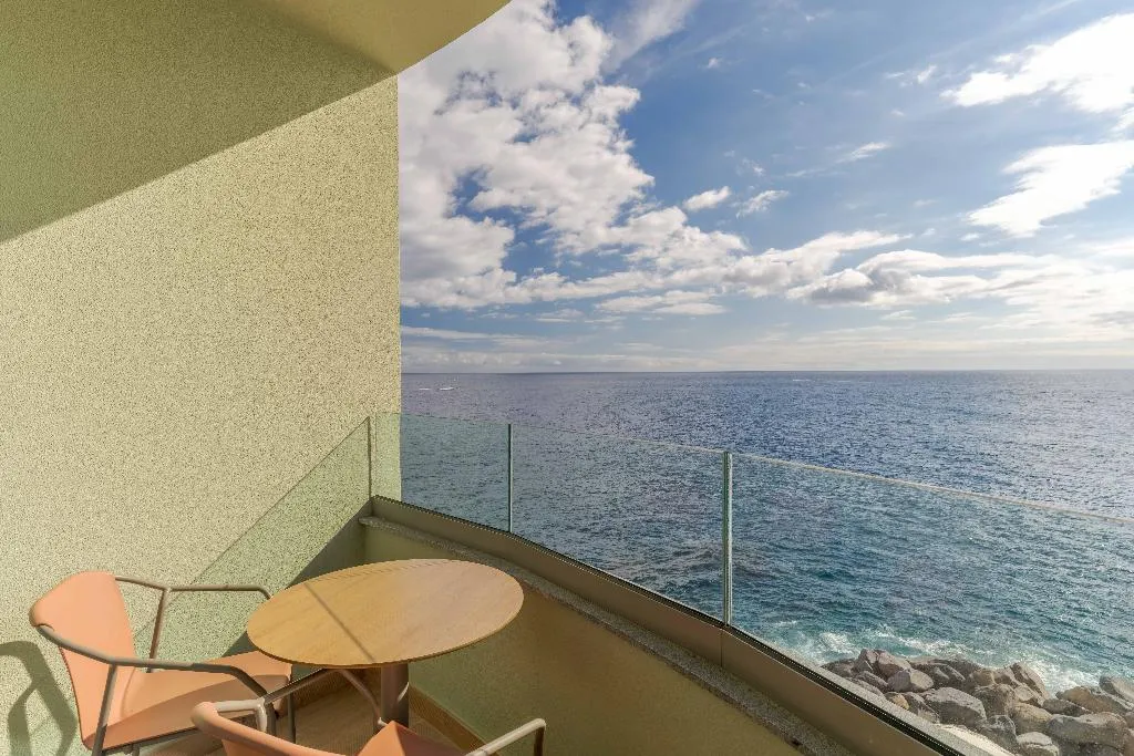 SINGLE SEA VIEW Room, Pestana Vila Lido Madeira, Madeira