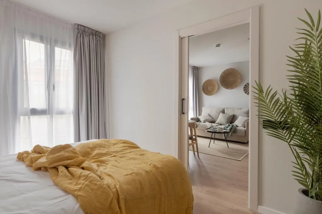 APARTMENT CAPACITY 4 ONE BEDROOM Room, Libere Barcelona Sant Antoni, Barcelona