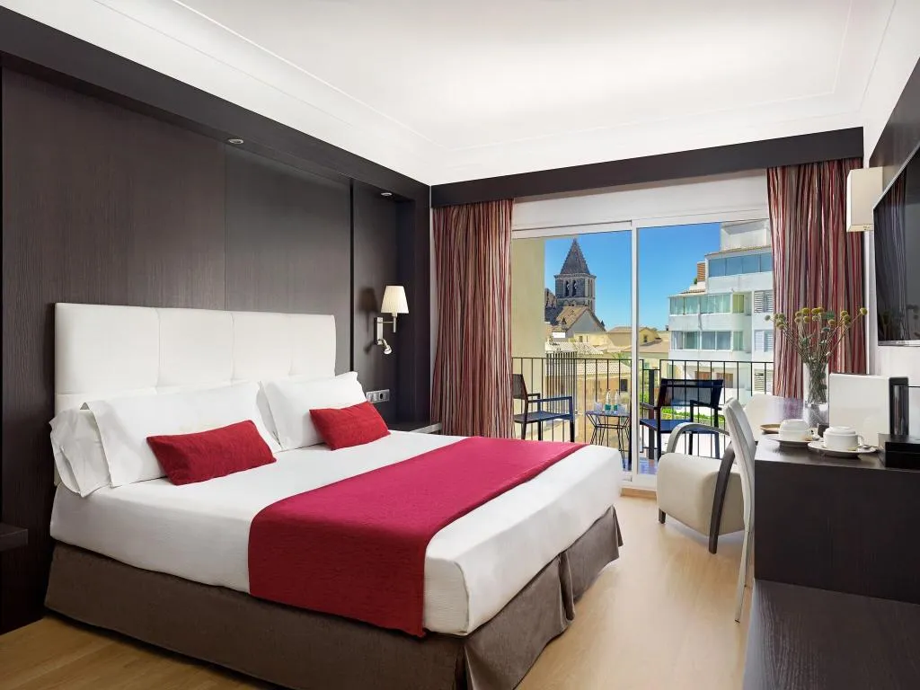 DOUBLE DELUXE KING BED Room, Hotel Saratoga, Majorca