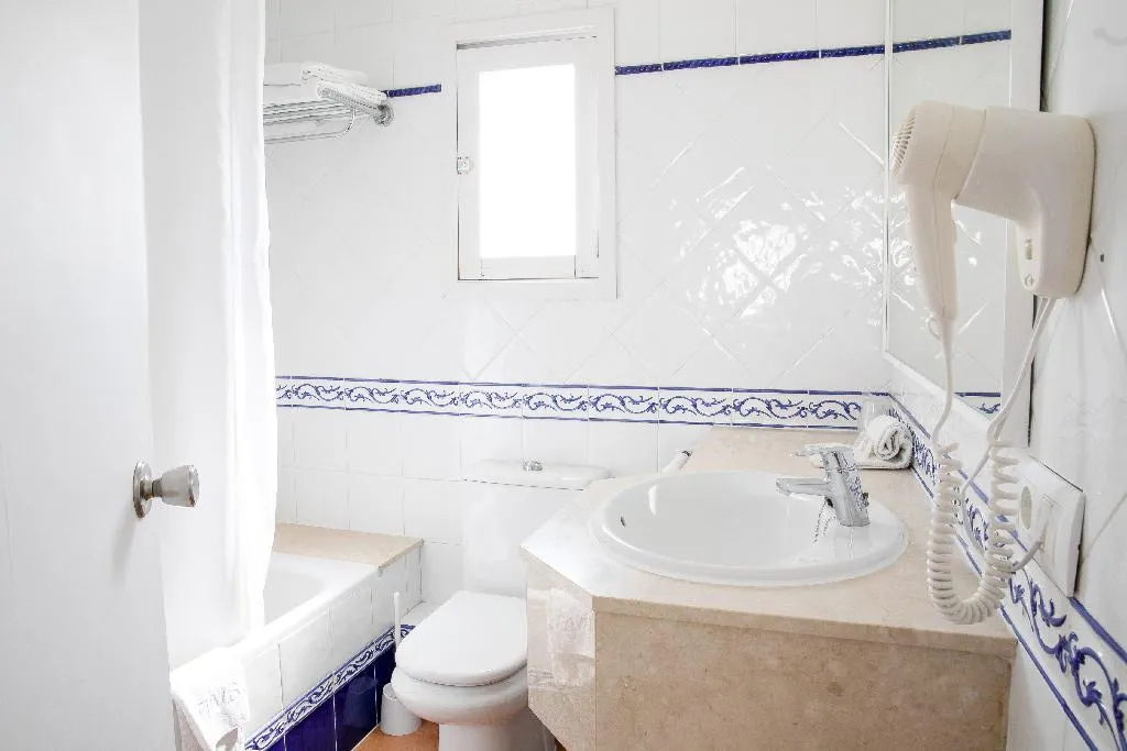 APARTMENT CAPACITY 7 TWO BEDROOMS Room, Gavimar Cala Gran Costa Del Sur, Majorca