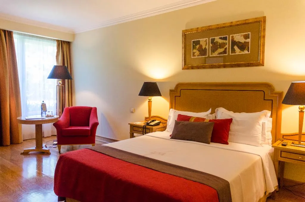 DOUBLE STANDARD Room, Hotel Cascais Miragem Health & Spa, Lisbon