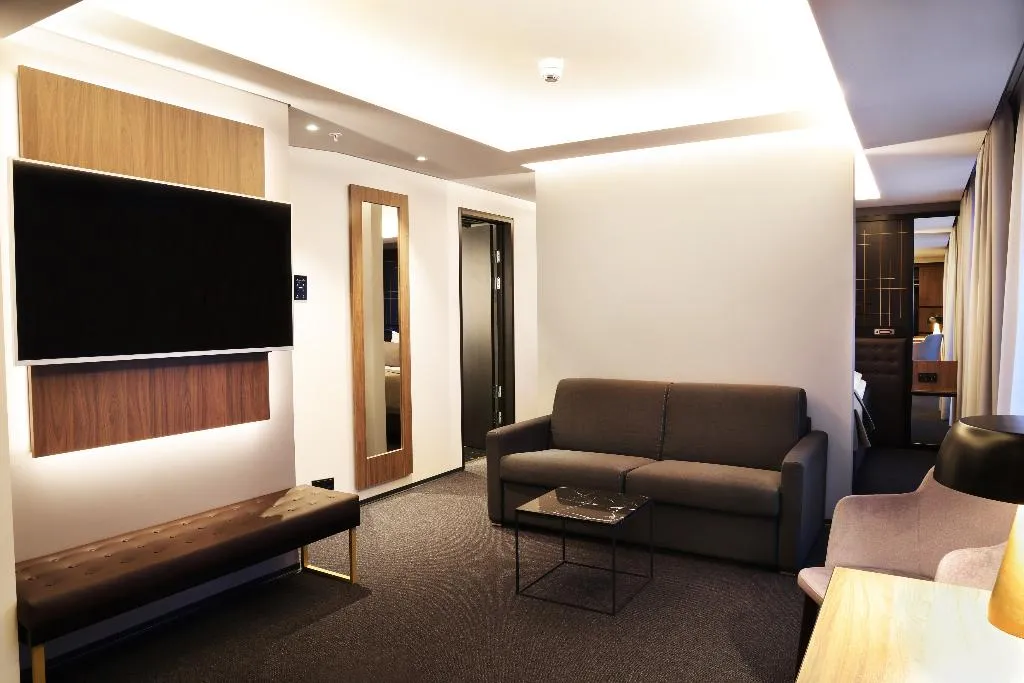 JUNIOR SUITE STANDARD Room, TOP CityLine Hotel Reykjavik Saga, Reykjavik