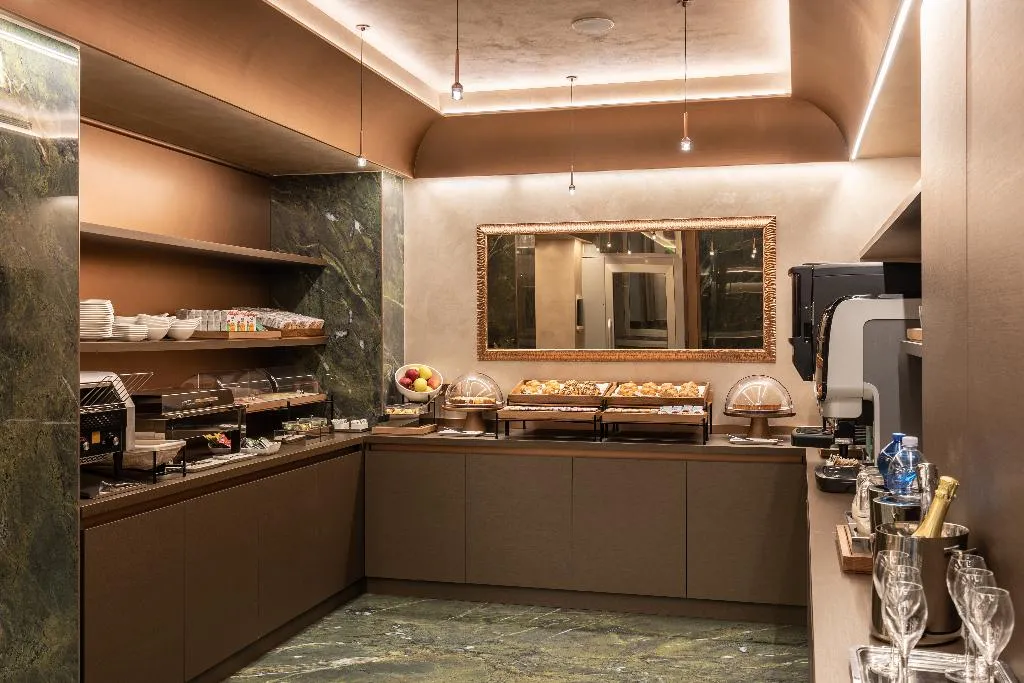 Restaurant, Ariston Hotel, Milan