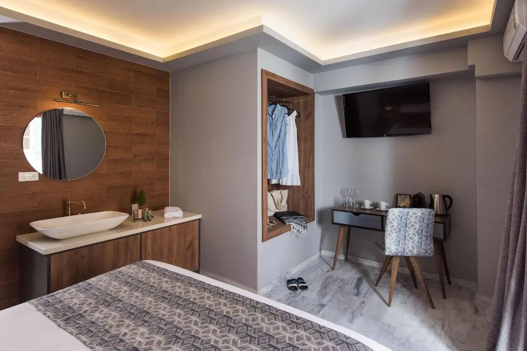 Room, Minaret Suites & Apartments, Crete