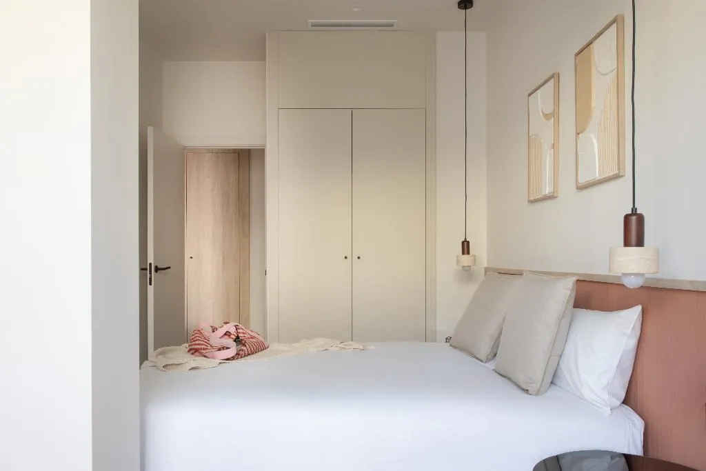APARTMENT ONE BEDROOM Room, Libere Seville Plaza Nueva, Seville