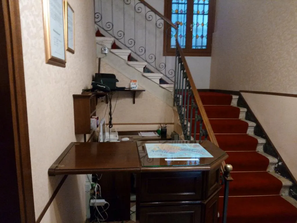 Lobby, Alloggi SS. Giovanni e Paolo, Venice