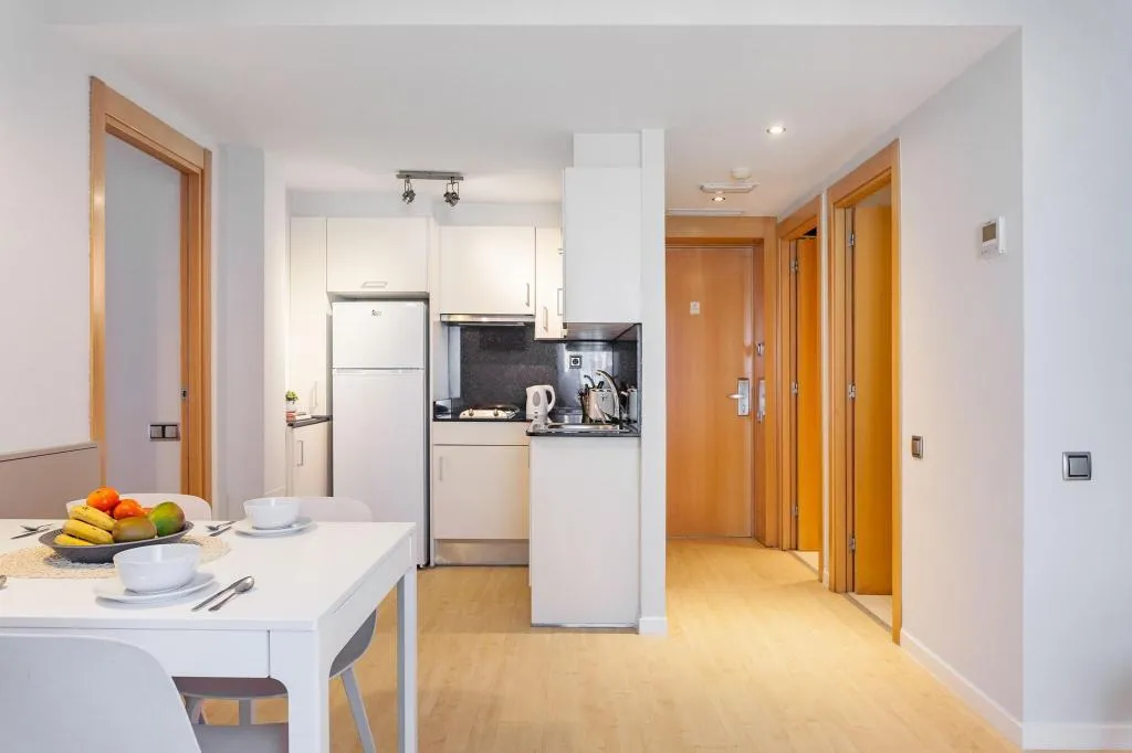 Room, Royal Marina Gardens, Barcelona