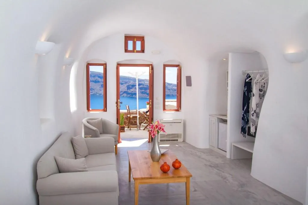 CAVE SEA VIEW Room, Oia Mare Villas, Santorini