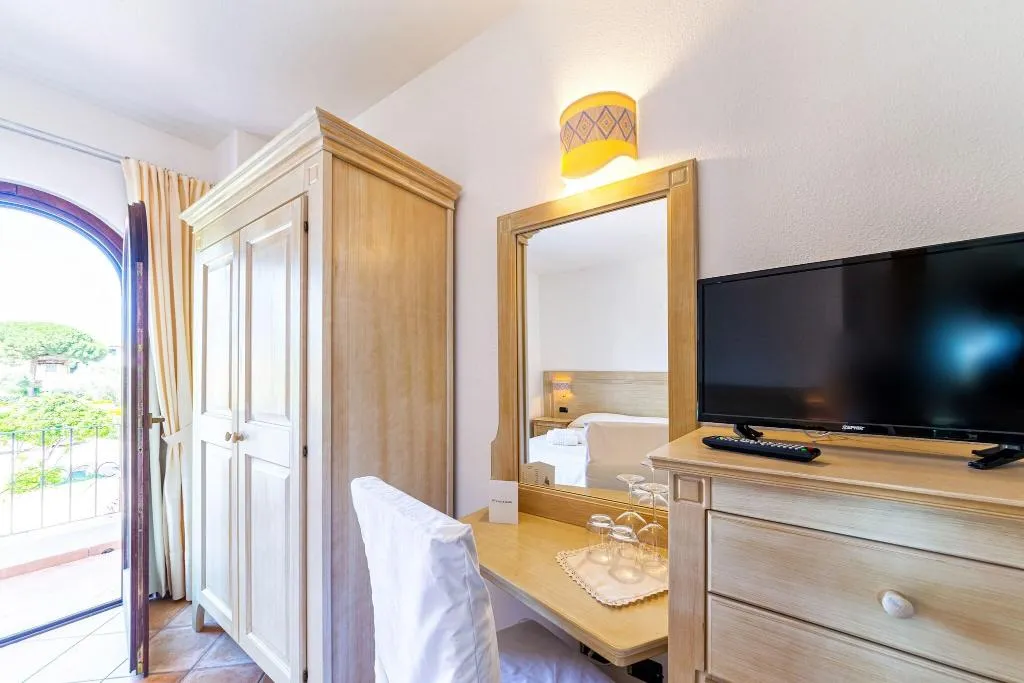 DOUBLE ECONOMY Room, Hotel Il Faro Di Molara, Olbia