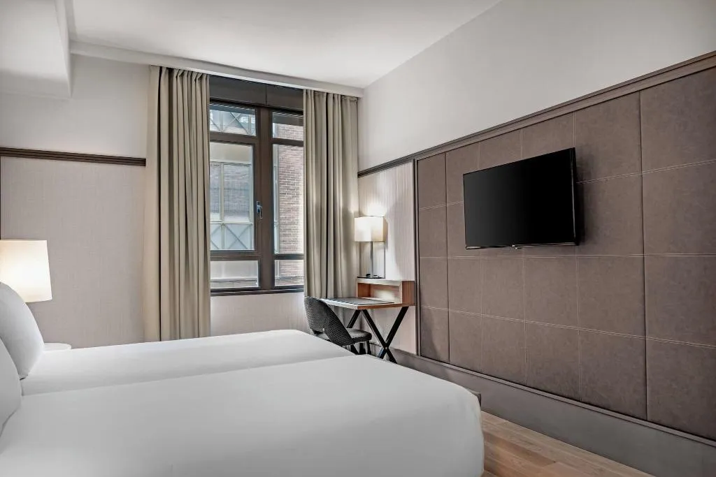 TWIN SUPERIOR Room, AC Madrid Avenida de America, Madrid